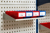 Полка навесная на экран ДиКом